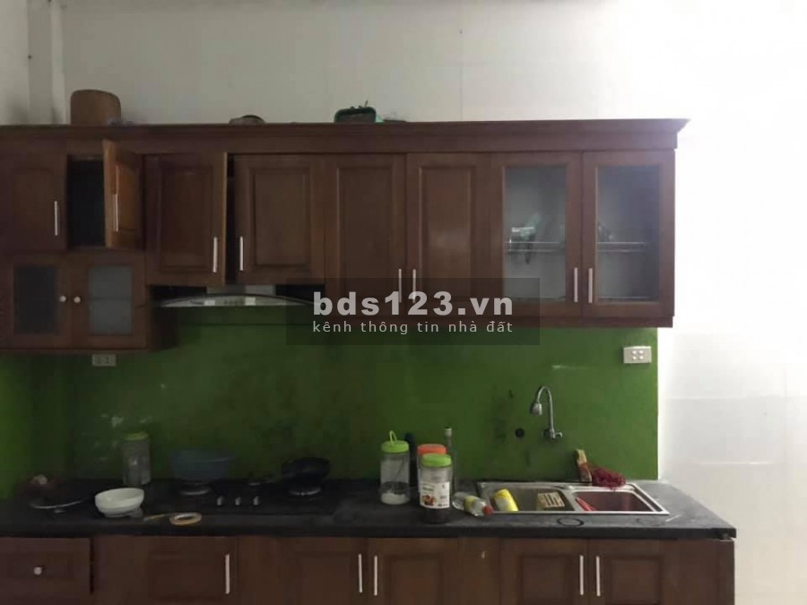 Bán nhà nguyên căn ngõ Quỳnh, Hai Bà Trưng, gần phố dt 42m2, giá nhỉnh 3 tỷ, sổ có sẵn