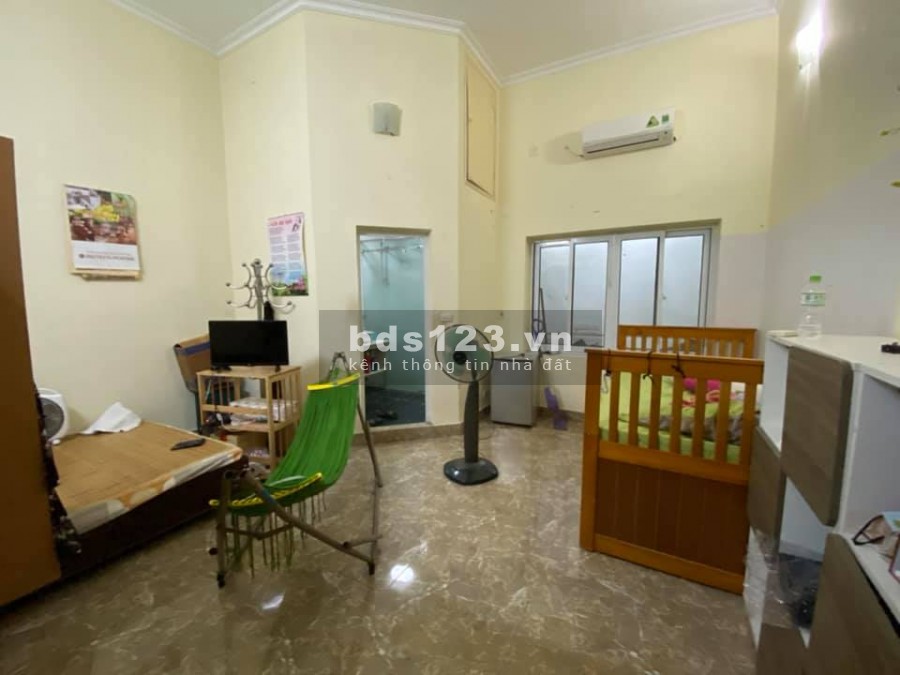 Bán gấp nhà Hoàng Hoa Thám Ba Đình 2 thoáng view hồ diện tích 70m giá bán 6,2 tỷ
