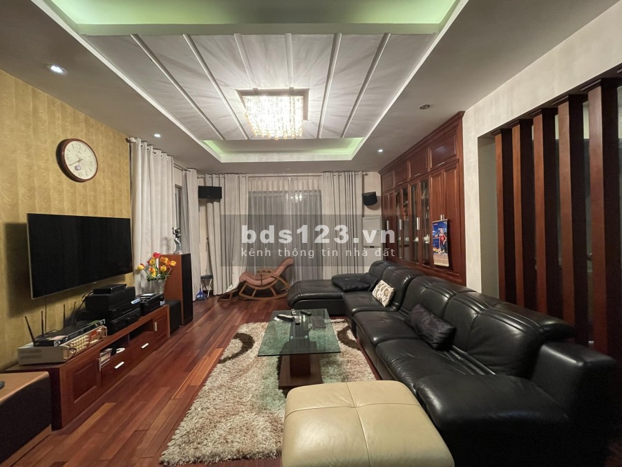 Bán biệt thự 4 tầng đẳng cấp full nội thất xịn sò khu đô thị Việt Hưng Quận Long Biên