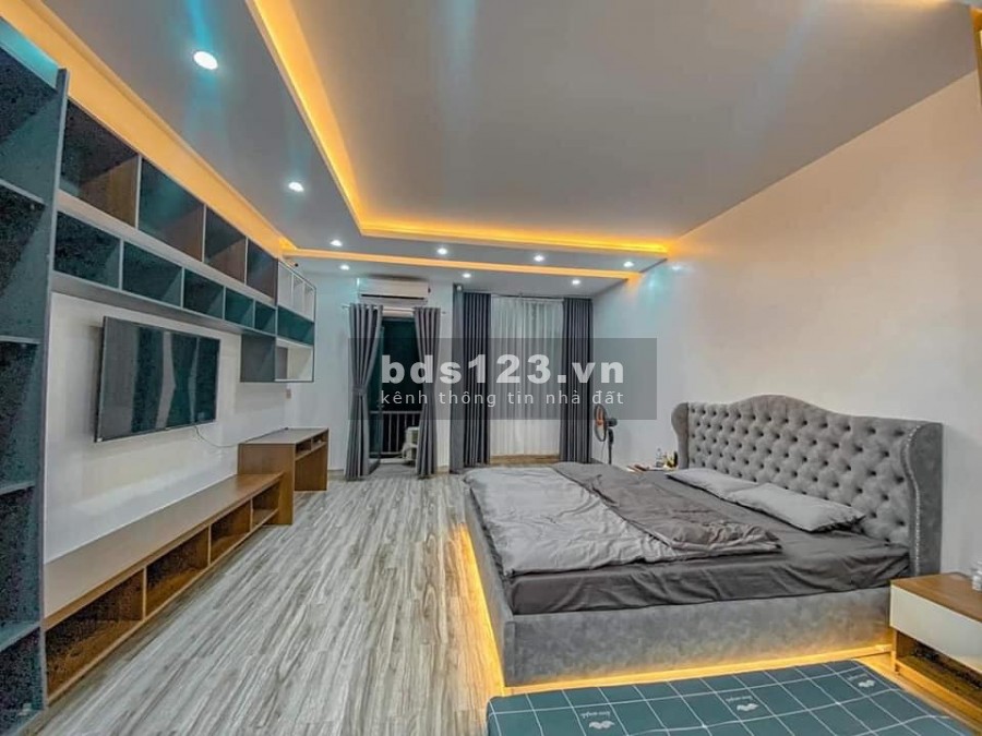 Bán nhà siêu hiếm Lâm Dư, ô tô ngõ thông vài bước ra phố, xây độc lập, dt 66m2, giá 5.8 tỷ