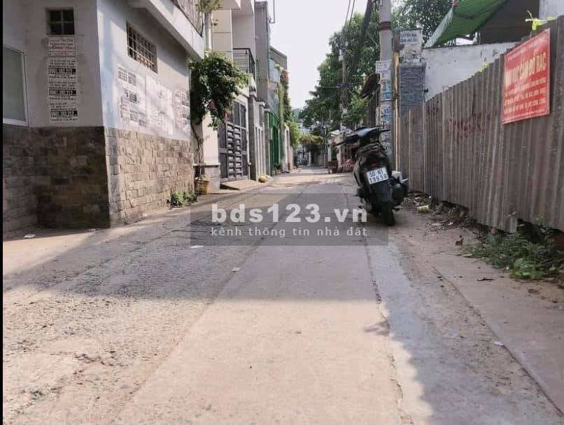 Bình Thạnh Trần Bình Trọng 2 tầng dt 30m2 lô góc cực đẹp, hẻm xe hơi vô nhà 4 tỷ, lh 0969476617