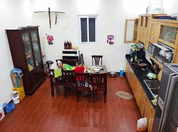 Bán nhà mặt ngõ phố Dịch Vọng Hà Nội dt 75m, 5 tầng, mt 5m giá 9.9 Tỷ lh 0902224679