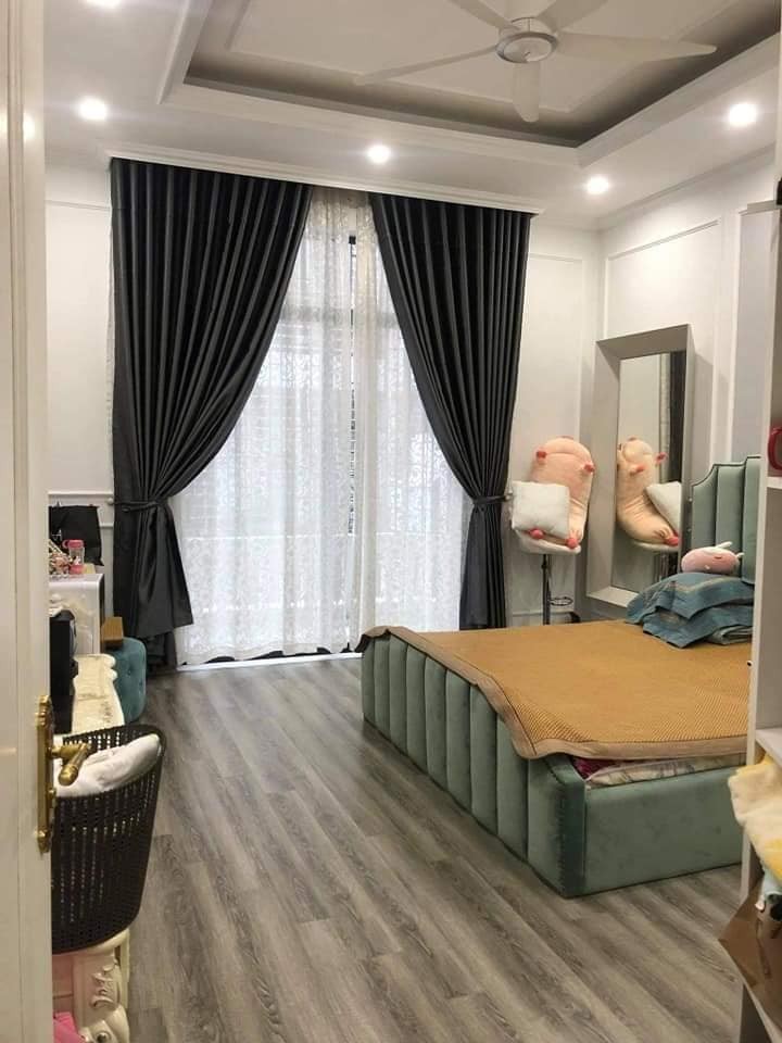 Bán nhà mặt ngõ phố Dịch Vọng Hà Nội dt 75m, 5 tầng, mt 5m giá 9.9 Tỷ lh 0902224679