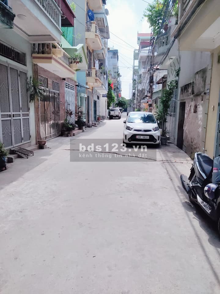 Bán nhà nguyên căn Phan Trọng Tuệ, ngõ rộng ô tô đỗ cửa, dt 65m2, giá bán 2.6 tỷ, sổ sẵn