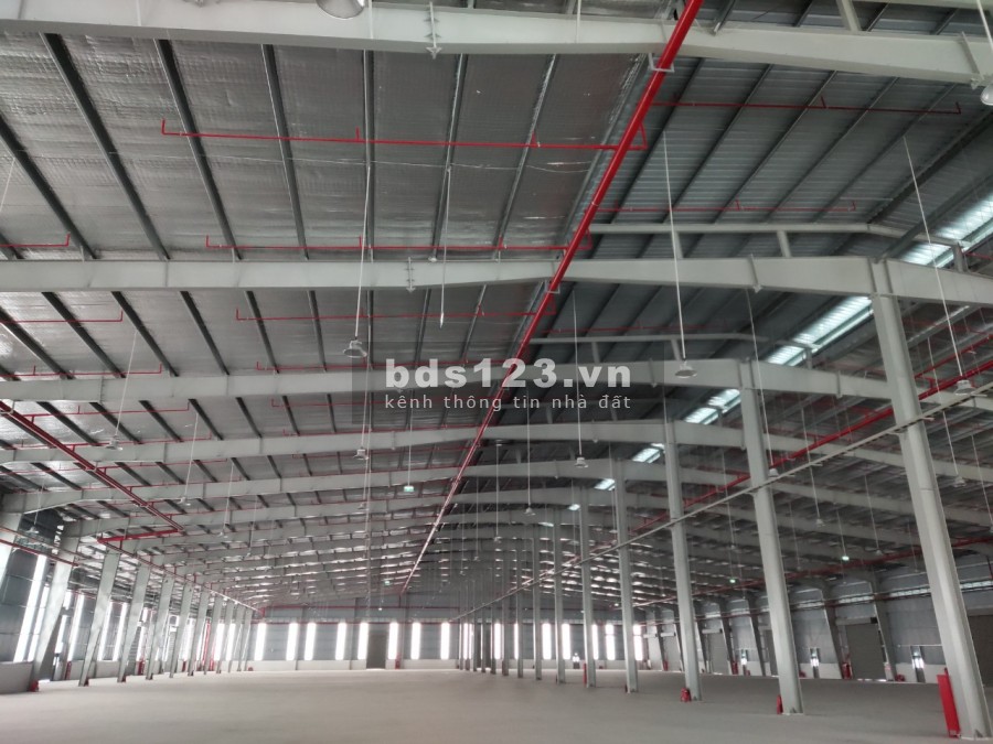 Cho thuê 1000m2 2000m2 5000m2- 24000m2 Kho, nhà xưởng tại Long Biên, Hà Nội. LH 0968530776