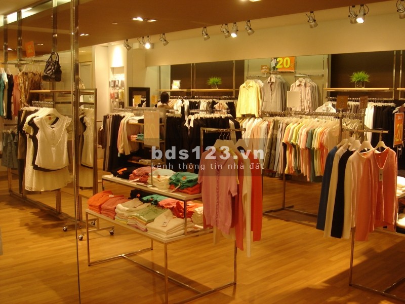 Bán nhà MP Huế, Hai Bà Trưng, mặt tiền siêu đẹp, vị trí kim cương, dtsd 190m2 giá 76 tỷ