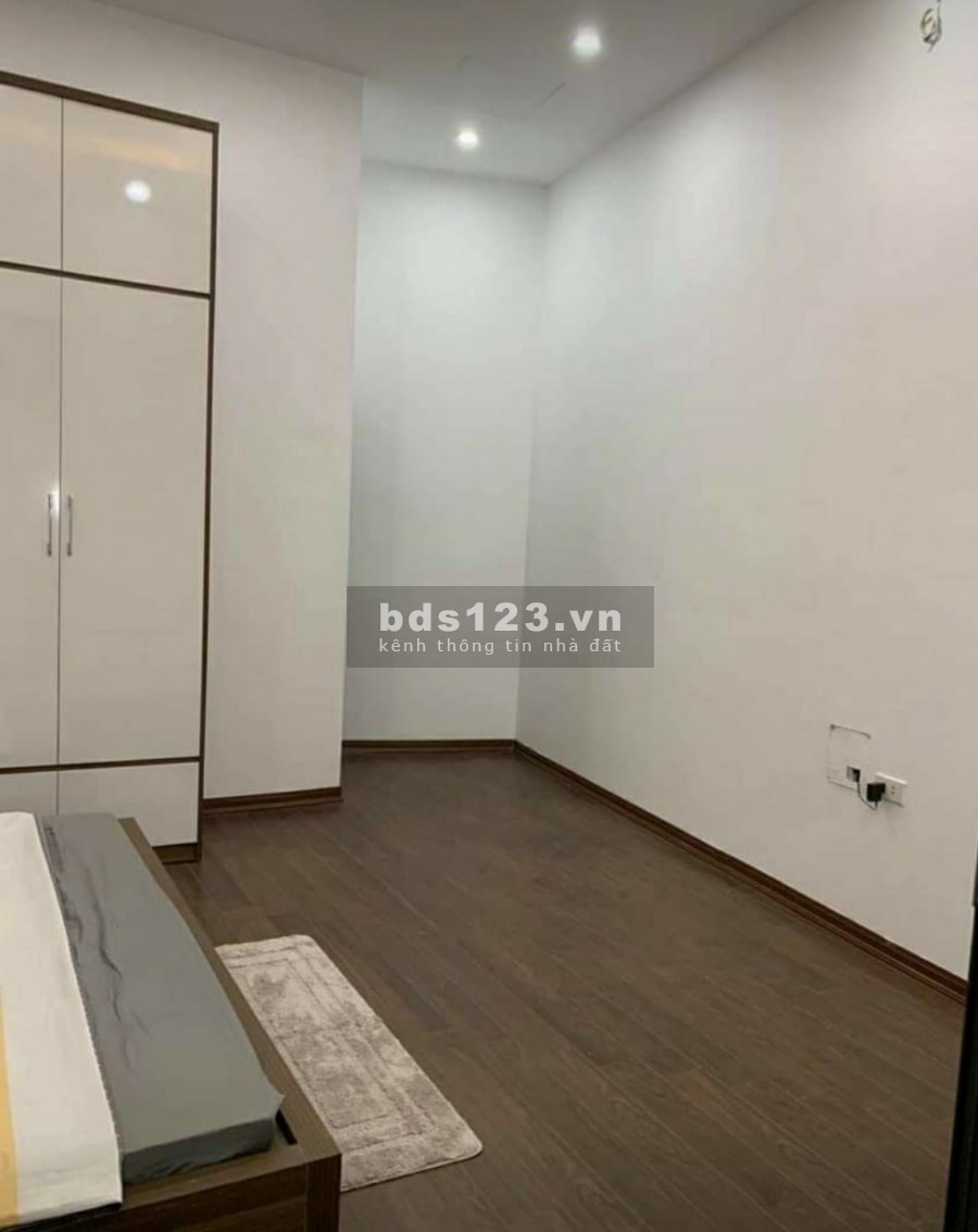 Lô góc Kim Mã Thượng, diện tích sử dụng 60m2, mặt tiền 7.8m, giá bán nhỉnh 5 tỷ