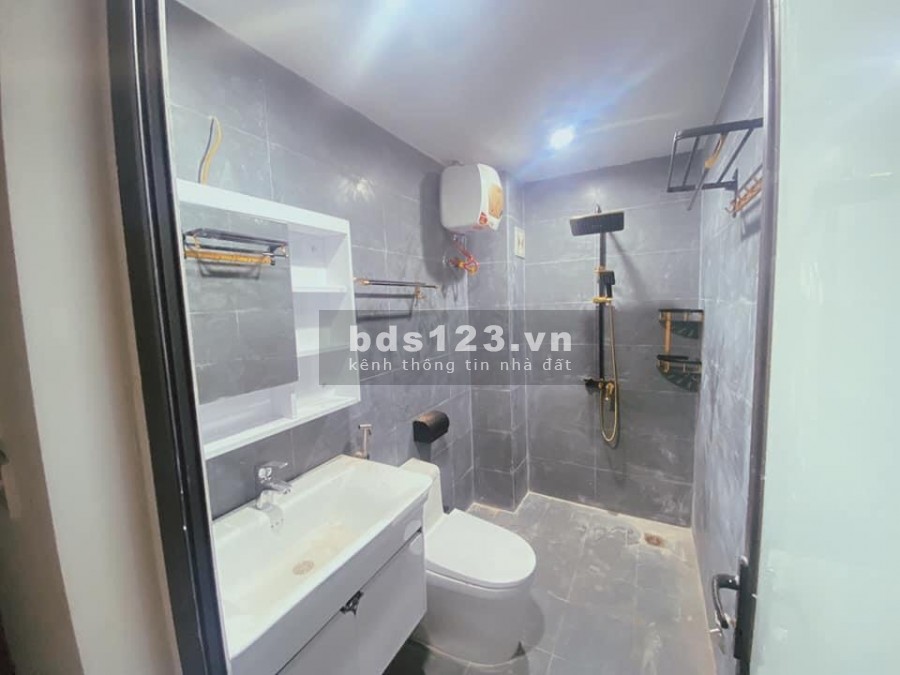 Bán nhà Quận Hoàng Mai mặt phố kinh doanh đỉnh, giá bán 8.8 tỷ, giá bán 50m2, đúc 4 tầng