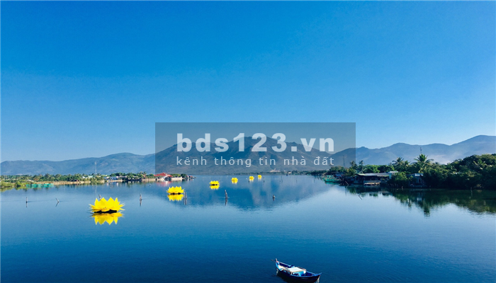 Bán đất phân lô Cam Lâm, đầu tư sinh lợi giảm 2% khi khách hàng mua từ 2 lô trở lên