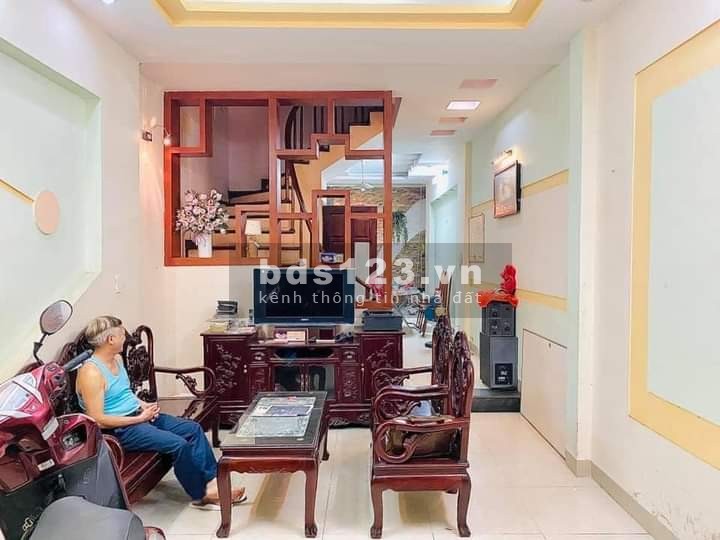 Bán nhà mặt phố Lê Lợi, Quận Hà Đông, trung tâm đắc địa của Quận, sổ đẹp, an ninh yên tĩnh