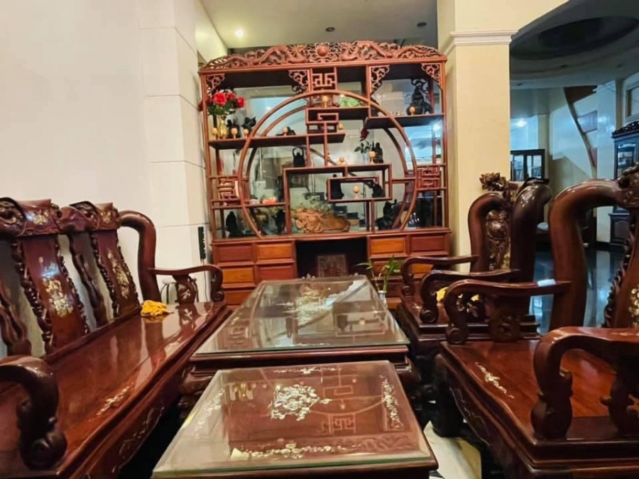 Bán nhà biệt thự siêu đẹp VIP Phường Tân Thuận Đông quận 7 dt 192m2 4 tầng giá giá 30 tỷ