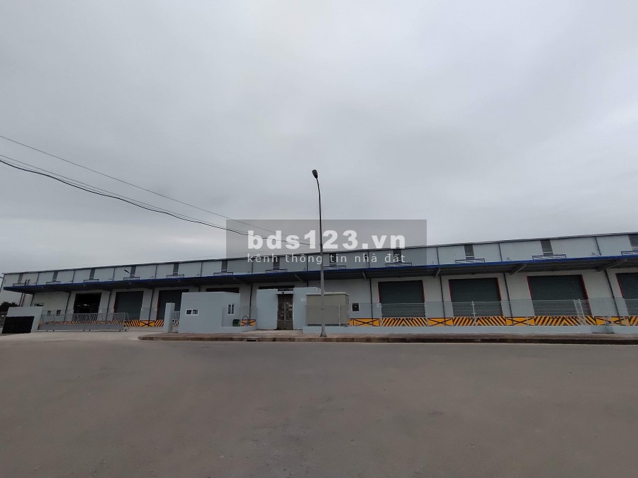 Cho thuê 1000m2 2000m2 5000m2- 24000m2 Kho, nhà xưởng tại Long Biên, Hà Nội. LH 0968530776