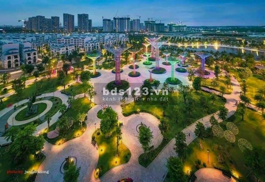 Cơ Hội Sở Hữu Căn Hộ Vị Trí Kim Cương Tại Phân Khu BeVerLy đẹp nhất Vinhomes Q9 Chính sách 0Đ