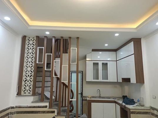 Bán Nhà Khương Đình Thanh Xuân 30m2, 5 Tầng, Giá 3.7 Tỷ, Ngõ nông rộng thoáng