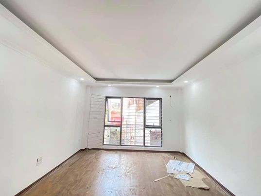 Bán Nhà Khương Đình Thanh Xuân 30m2, 5 Tầng, Giá 3.7 Tỷ, Ngõ nông rộng thoáng