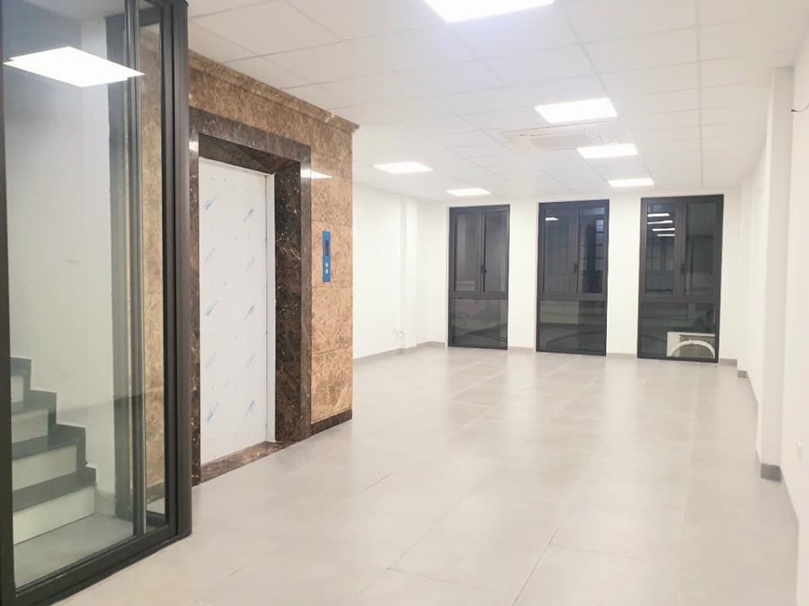 Bán nhà Xuân Thủy Cầu Giấy, 6 tầng 48m2, thang máy kinh doanh,…