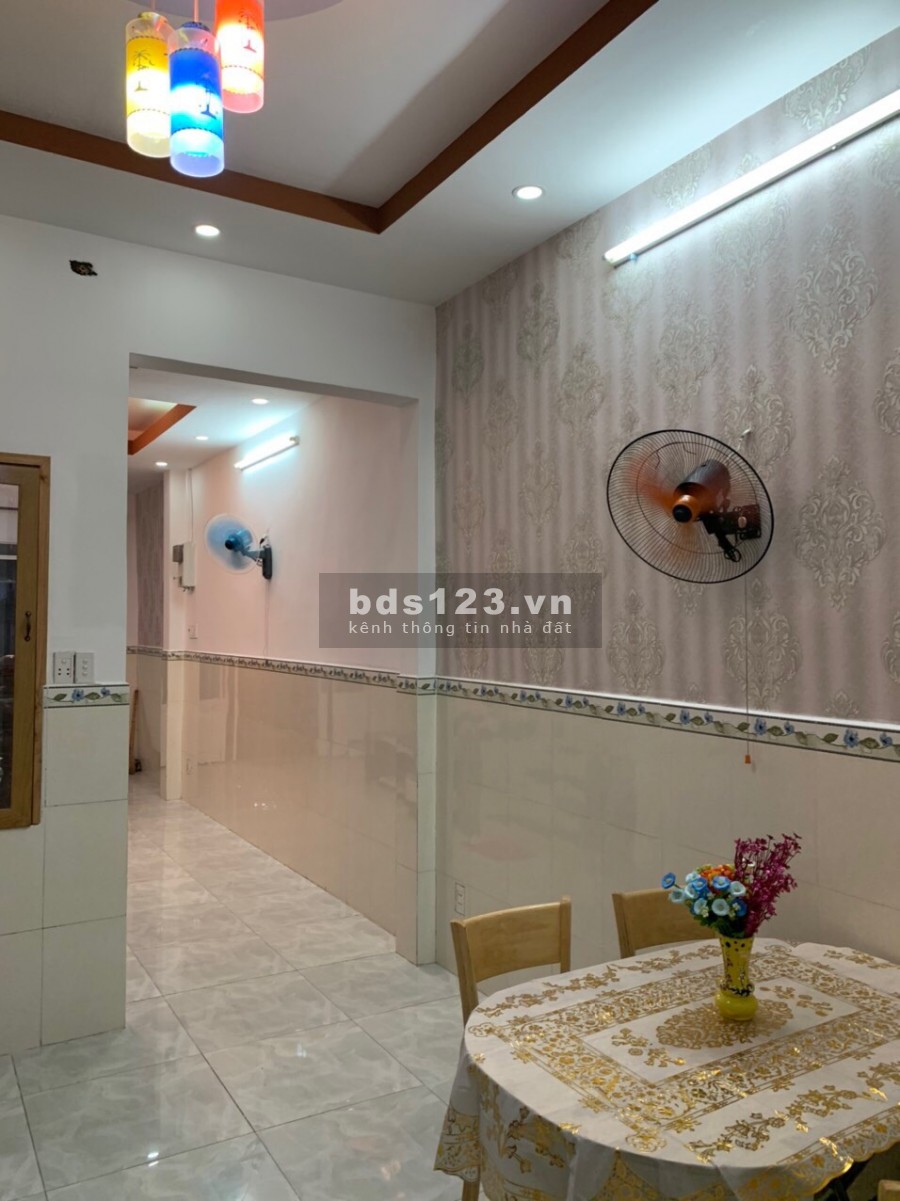 Cho thuê nhà HXH Bùi Quang Là, P12, Gò Vấp, 3.7x13m, 1 trệt, 1 lầu, 7 triệu/ tháng