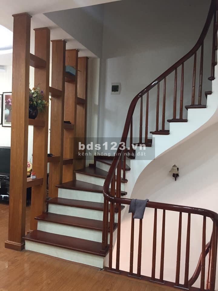 Bán nhà Phố Dương Quảng Hàm Quận Cầu Giấy, ngõ ô tô tránh gara ô tô dt 60m2, 5 tầng chỉ 8,5 tỷ