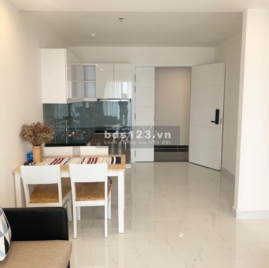 Hỗ trợ mùa dịch cho thuê CH Terra Royal giá rẻ Quận 3, giá rẻ 13 triệu/ tháng. Liên hệ 0935252738