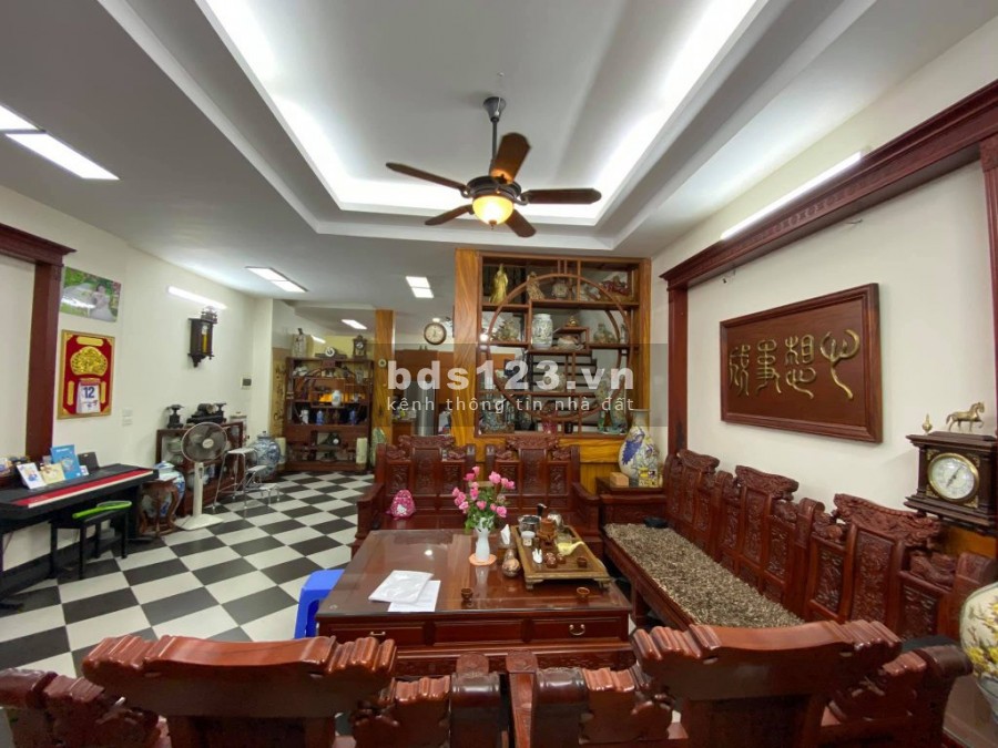 Bá nhà mặt phố Phan Đình Giót Quận Hà Đông, diện tích 59m2, giá 4.7 tỷ, lh 0973525668