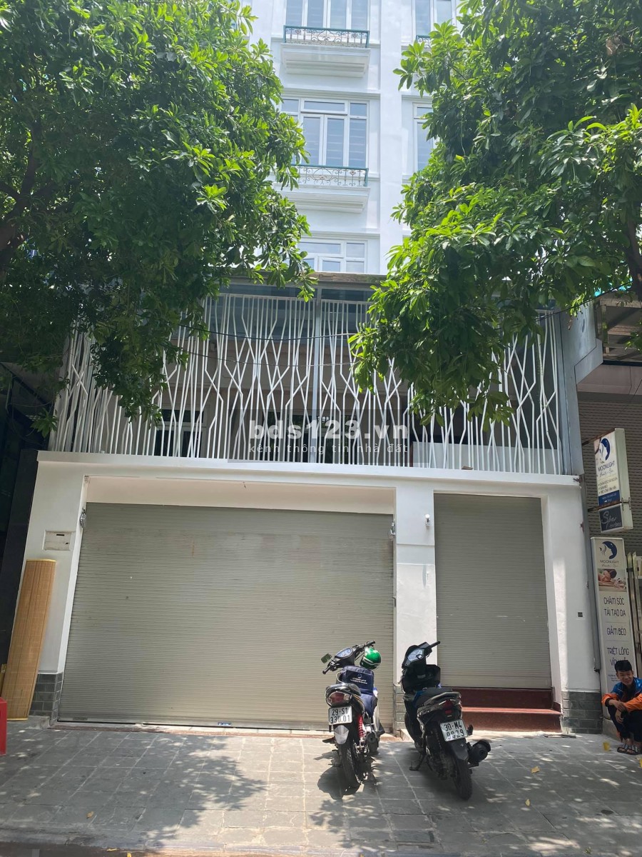 Bán nhà phố Tư Đình, Quận Long Biên, ô tô vào nhà dtsd 75m2, giá bán chỉ 6.1 tỷ