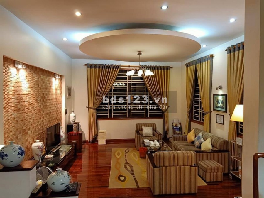 Bán nhà Bồ Đề, đẹp long lanh, ô tô đến cửa, diện tích sử dụng 54m2, giá bán 5 tỷ hơn