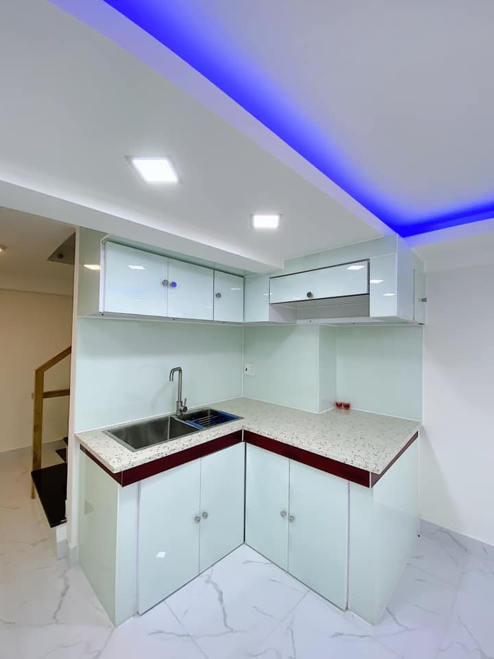 Bán nhà Võ Văn Kiệt hẻm xe hơi sát mặt tiền diện tích sử dụng 26 m2 chào mới 5.5 tỷ