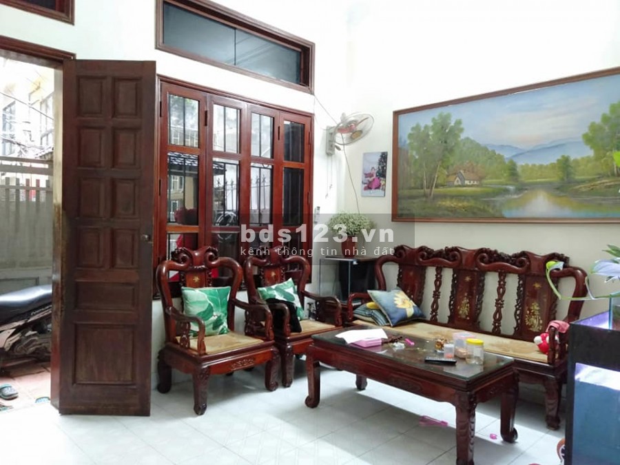 Bán nhà Chính Kinh, Thanh Xuân dt 53m2, 4 tầng, mặt tiền 4.5m2, lô góc 3 mặt thoáng tuyệt đẹp