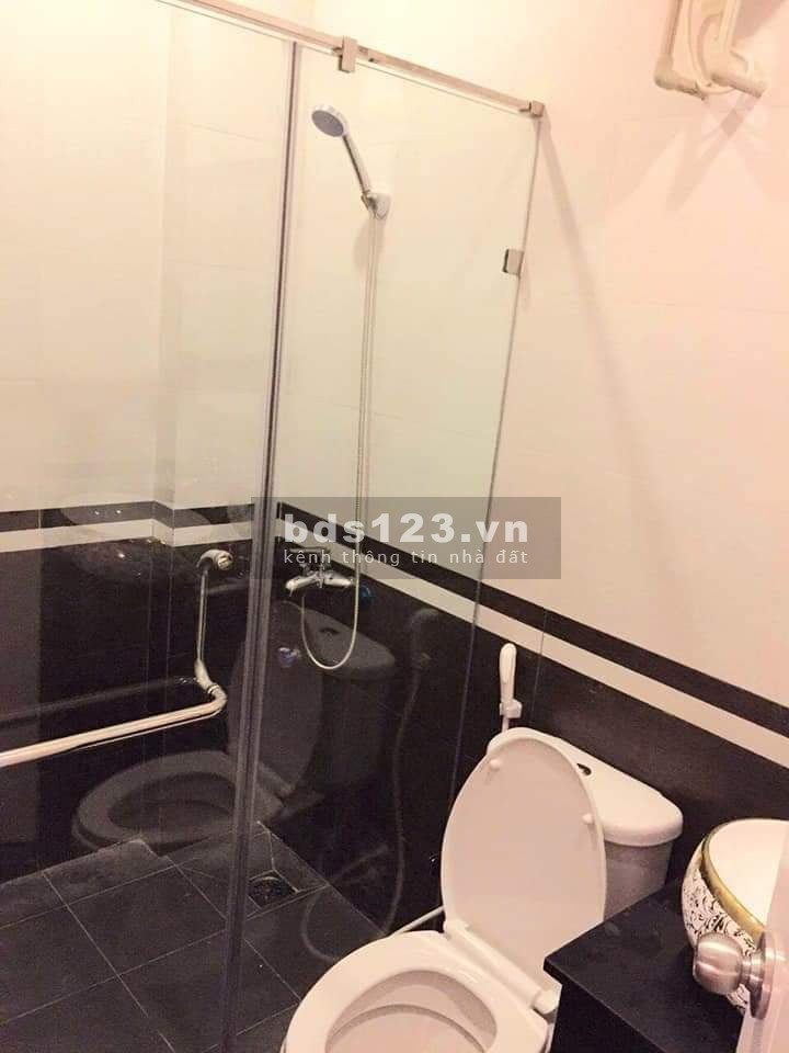 Cần bán nhà Nguyễn Trãi dt 35m2 giá 4.2 tỷ khu an sinh đỉnh hiệu suất cho thuê cao, sổ sẵn