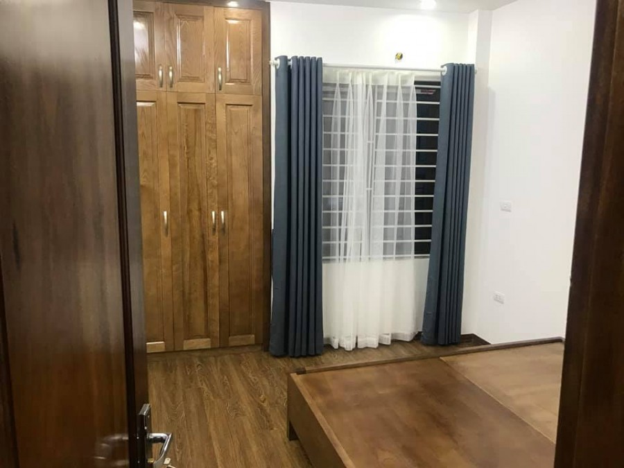 Bán nhà Hà Đông ô tô vào nhà kinh doanh ngày đêm mặt tiền rộng mênh mông dt 35m giá 8.x tỷ
