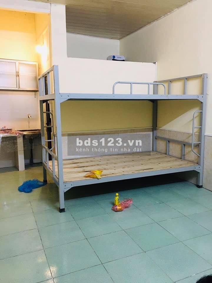 Bán nhà nguyên căn khu đất vàng Nam Dư, diện tích 60m2, giá nhỉnh 2 tỷ thương lượng