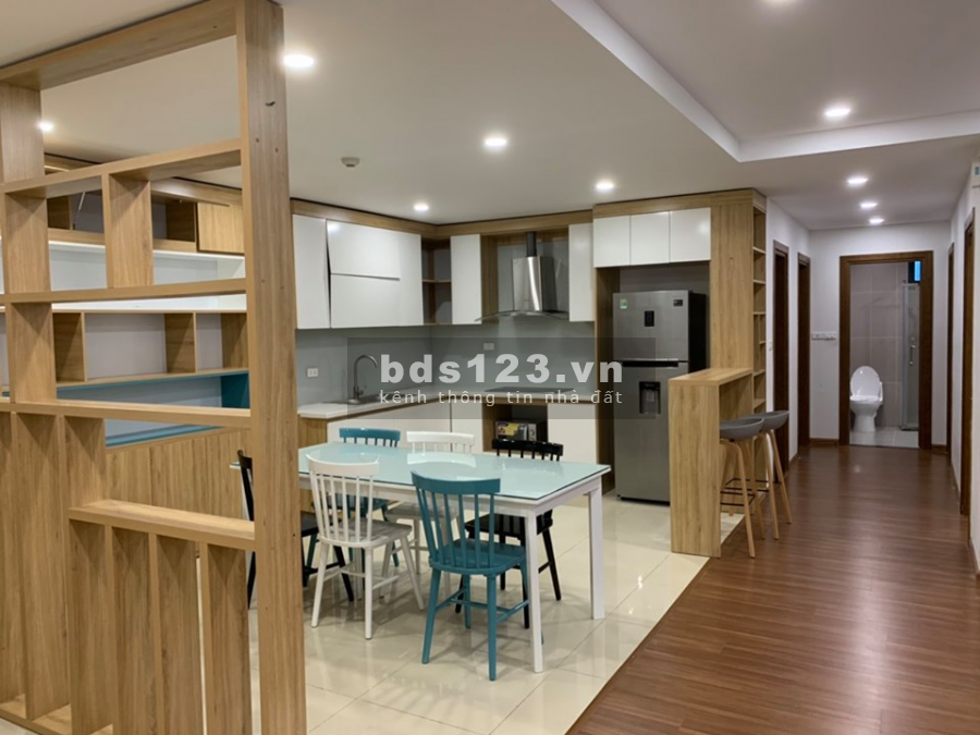 Cần bán gấp trong tháng biệt thự Thanh Xuân, dt 72m2, giá 22 tỷ, dát vàng 6 tầng, thang máy
