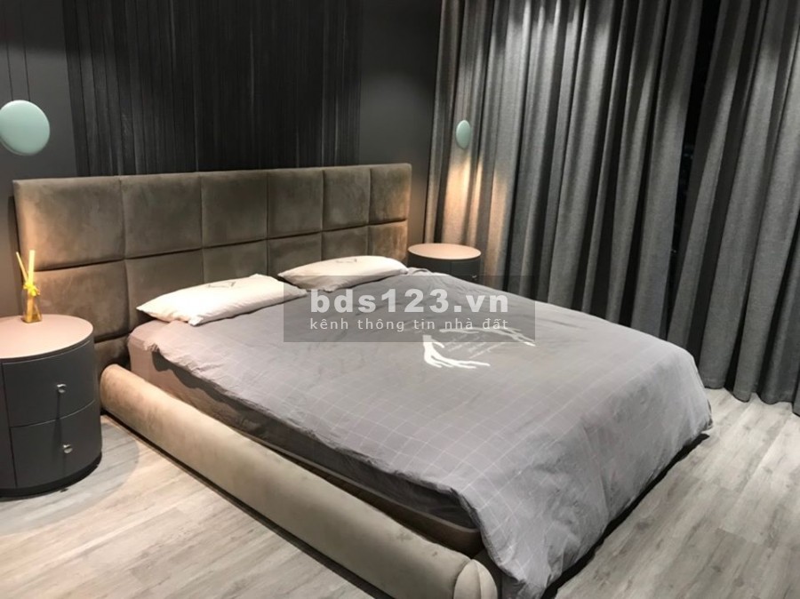 Cần bán gấp trong tháng biệt thự Thanh Xuân, dt 72m2, giá 22 tỷ, dát vàng 6 tầng, thang máy