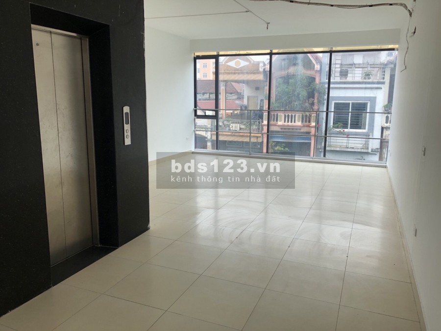 Sàn rẻ nhất khu vực diện tích 100m2 tại Hoàng Văn Thái, liên hệ 0974 352 961, giá tốt