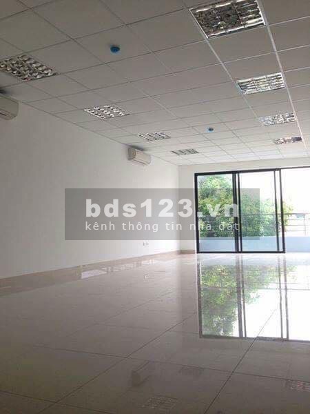 Sàn rẻ nhất khu vực diện tích 100m2 tại Hoàng Văn Thái, liên hệ 0974 352 961, giá tốt
