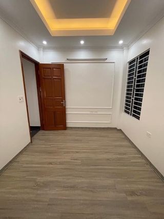 Bán nhà đường Bùi Xương Trạch, Thanh Xuân, 38m2 x 4 tầng, 2 mặt thoáng, ngõ rộng