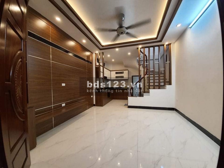 Bán nhà nguyên căn Quang Trung Quận Hà Đông, dt 50m2, ngõ rộng cực hiếm, giá 3.3 tỷ