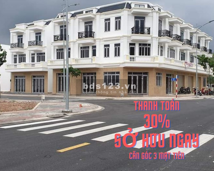 Bán nhà mặt tiền gần chợ Phú Chánh A Bình Dương, pháp lí đủ, liên hệ 0387203611