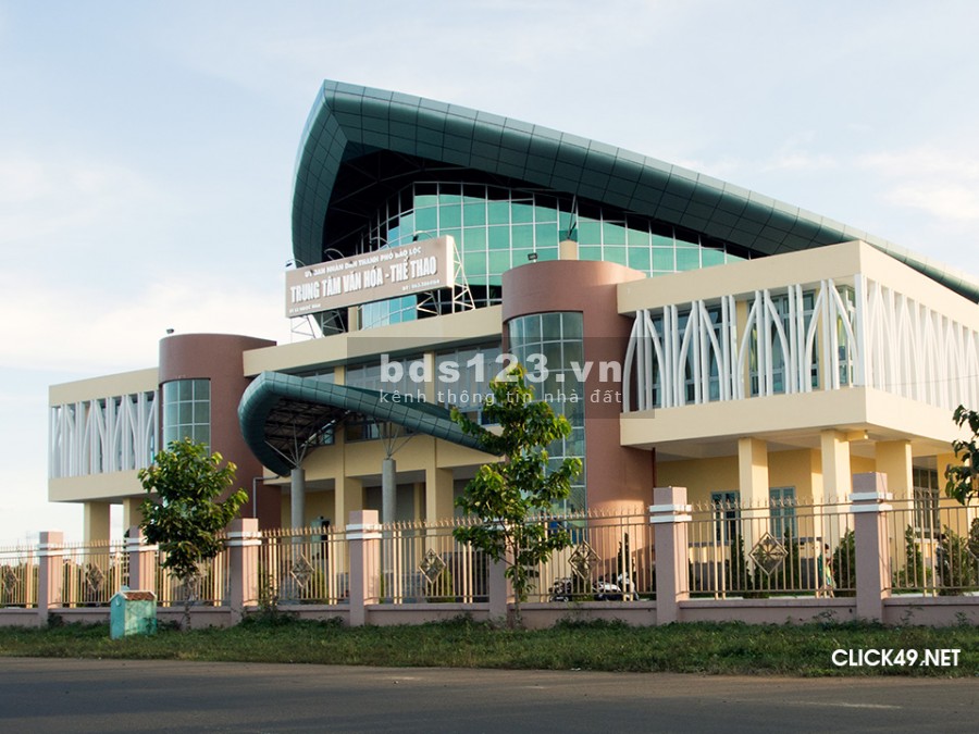 Đất đẹp đón đầu nhà đầu tư diện tích 190m2 giá 1.1 tỷ, địa thế đất triền nhẹ, nhìn ngắm view tứ phía