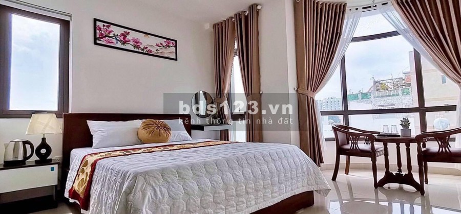 Bán khách sạn 25 phòng đường Trần Qúy Cáp Phường Thắng Tam, diện tích 130m2, giá tốt