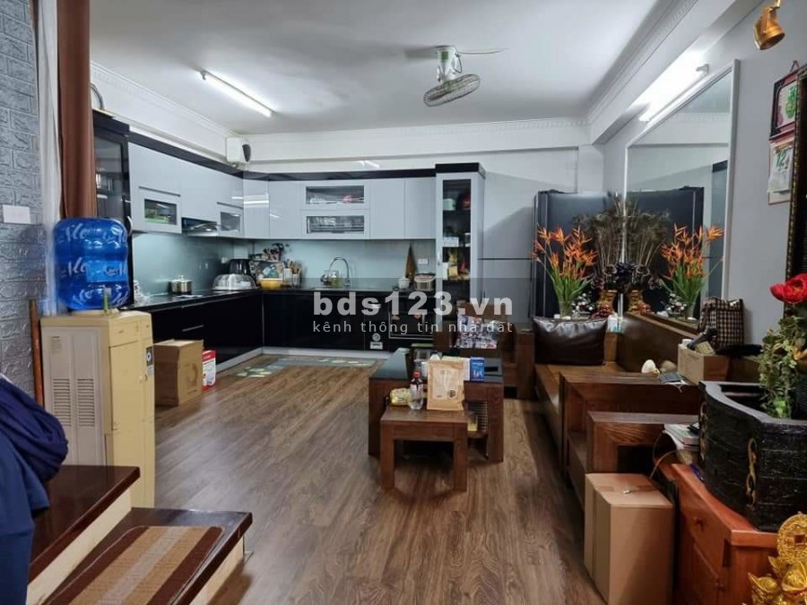 Bán nhà Nguyễn Khánh Toàn ngõ thông tiện ích cao, diện tích 62m2, 4 tầng, giá 6 tỷ