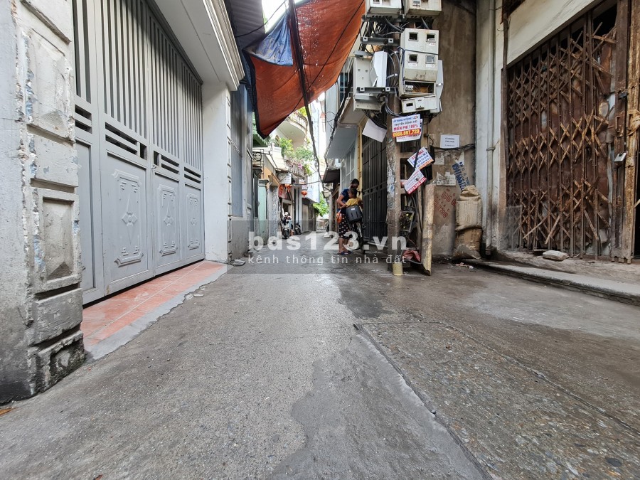 Bán nhà Minh Khai - Hoàng Mai, ô tô đỗ cửa, kinh doanh mọi mọi hàng, 32m2, giá chỉ 2,75 tỷ