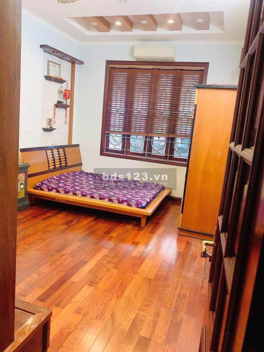 Xe 5 tạ đỗ cửa, vị trí đẹp Quận Thanh Xuân, khu dân trí cao, an ninh, tiện tích xung quanh đủ