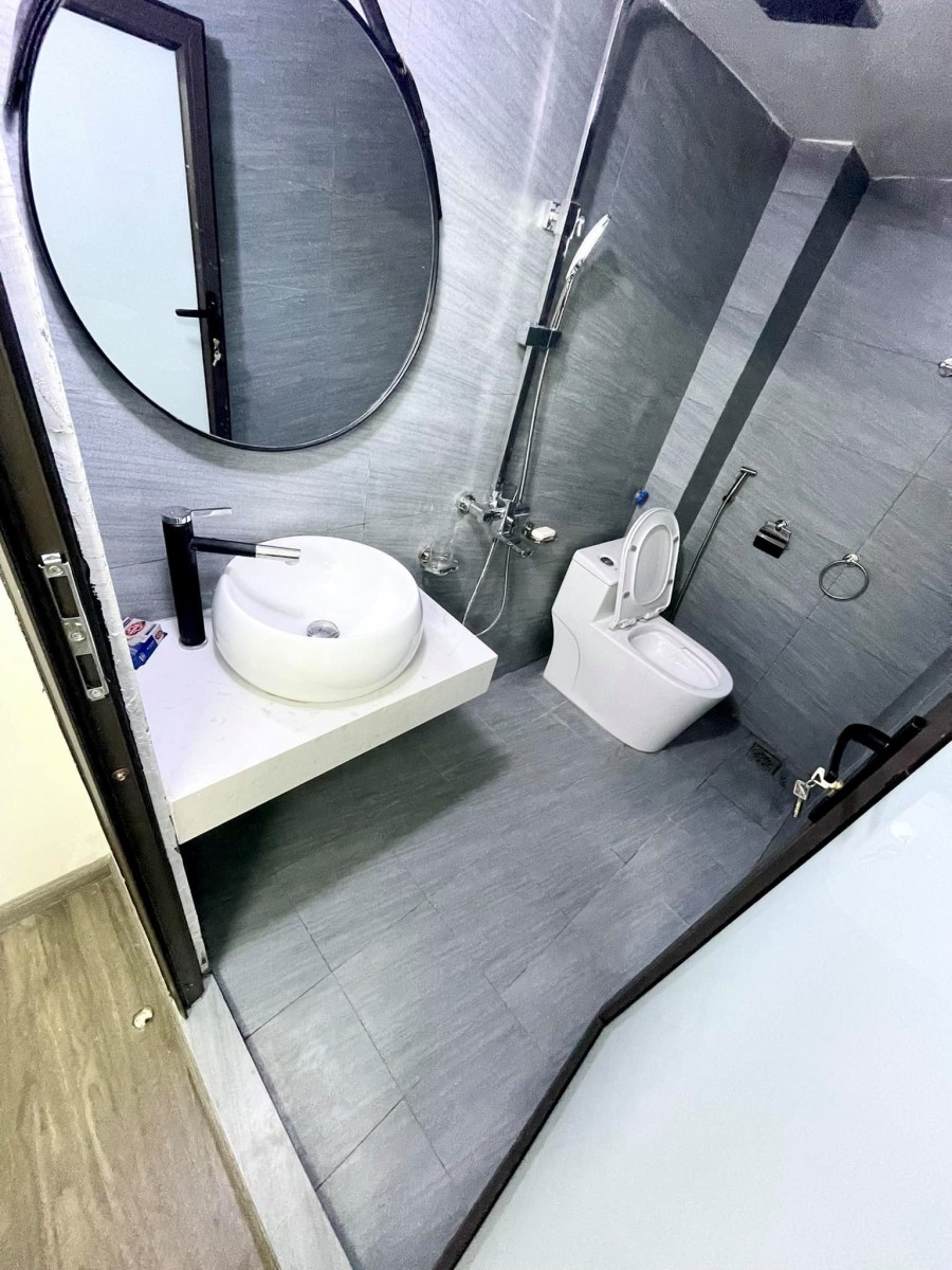 Tiểu biệt thự phố Đặng Tiến Đông, Đống Đa,dt 80m2, 4 tầng, giá 6.6 tỷ, view hồ Hoàng Cầu