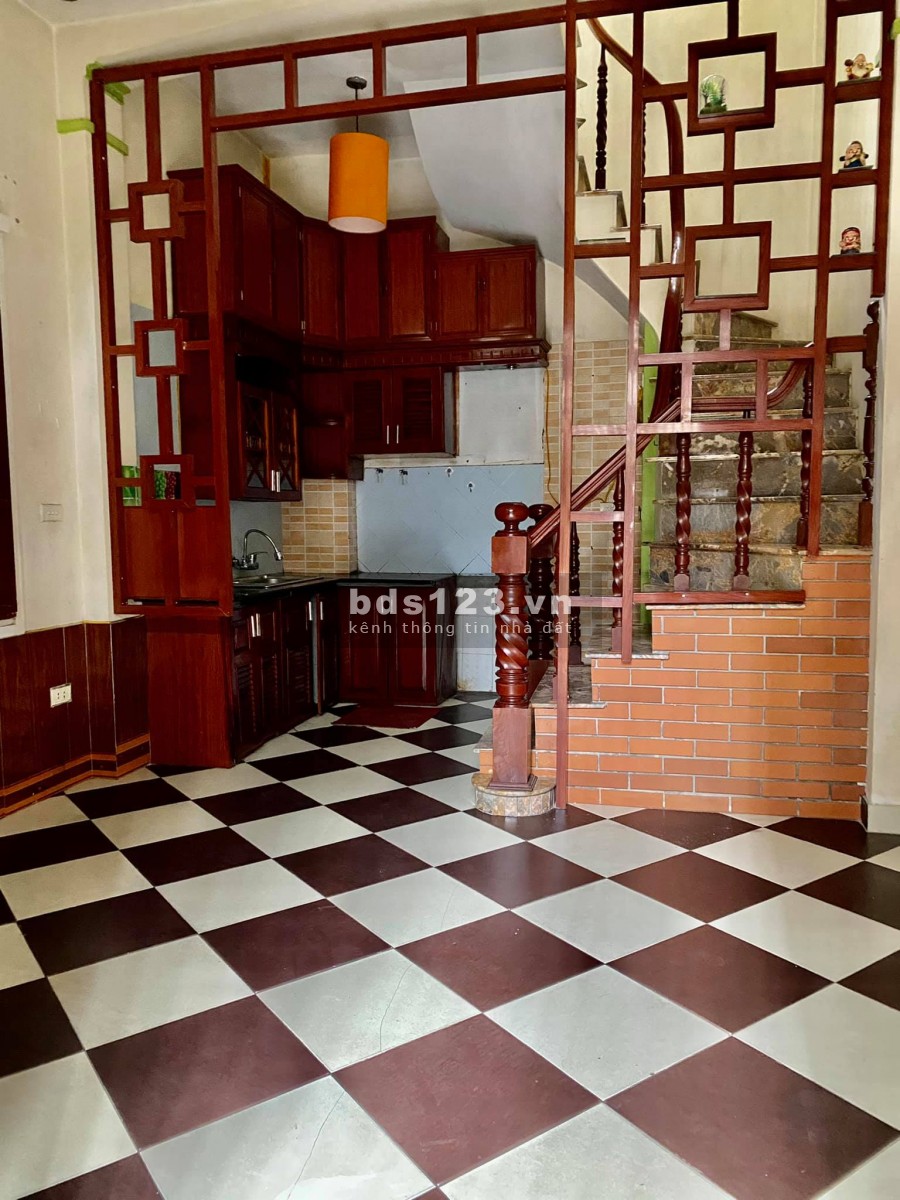Chính chủ bán nhà Bạch Mai Hai Bà Trưng view thoáng ngõ rộng 5 tầngx25m giá 2,5 tỉ