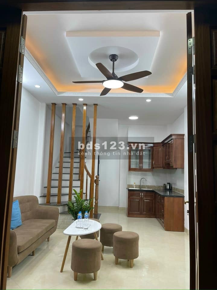 Nhà đẹp ở ngay, bán nhanh Đại Mỗ, Nam Từ Liêm, đủ nội thất, giá từ 3 tỷ, lh 0978996965