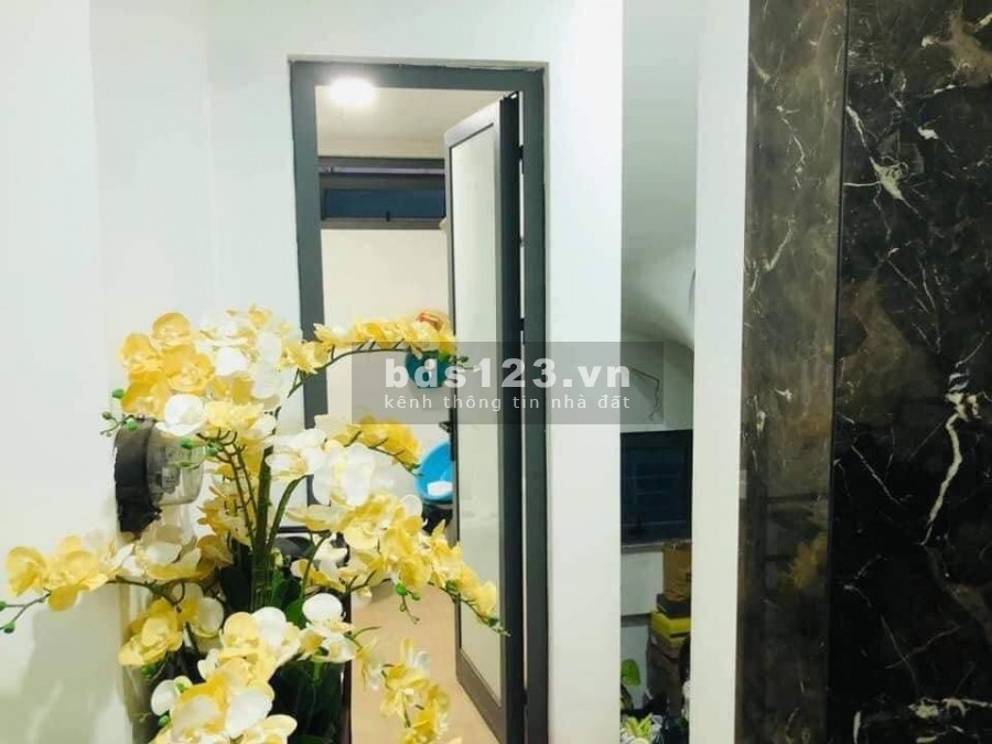 Bán nhà 1 nhà ra phố trung tâm Đống Đa, 6 tầng thang máy, ô…