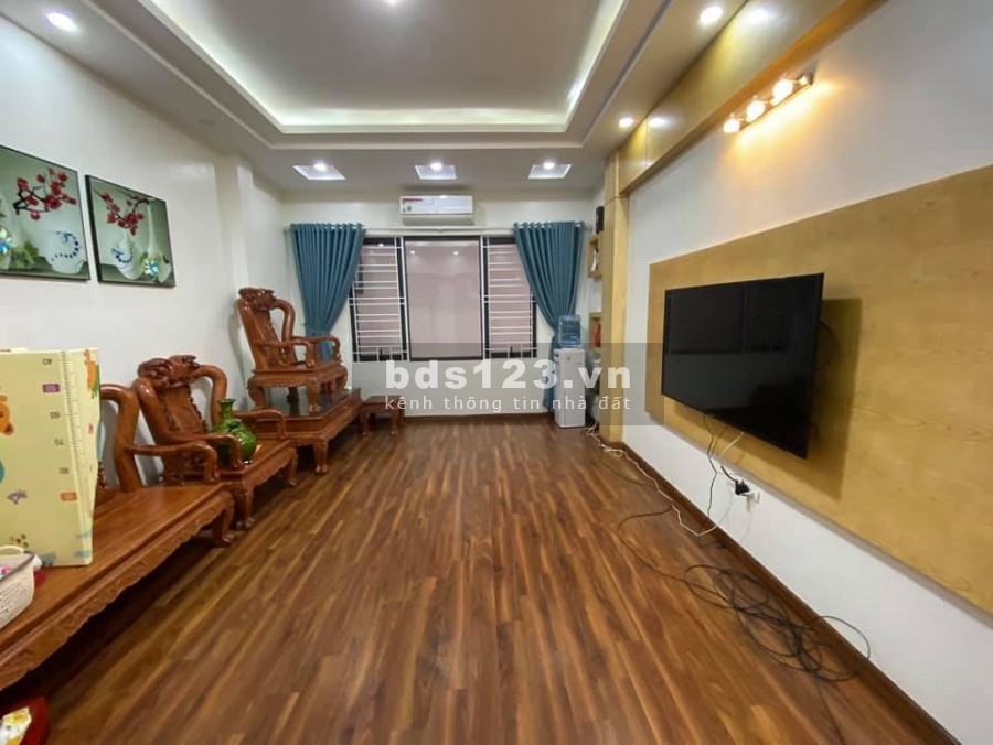 Bán nhà mặt đường Tố Hữu Hà Đông, kinh doanh, vỉa hè lô góc 60m2, giá 12.x tỷ