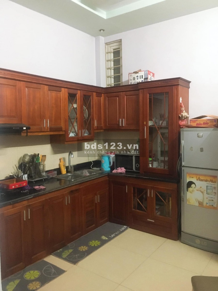 Ngõ 43 Cổ Nhuế - Từ Liêm thiết kế hiện đại 5 tầng diện tích 40m2 ô tô vào nhà, giá 4.2 tỷ