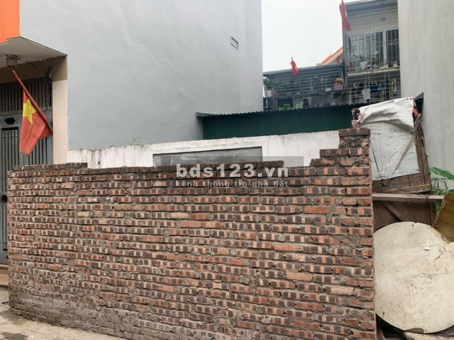 Nhỉnh 8 tỷ có thửa đất mặt tiền rộng ô tô vào, phố Bát Khối, Quận Long Biên, diện tích 122m2